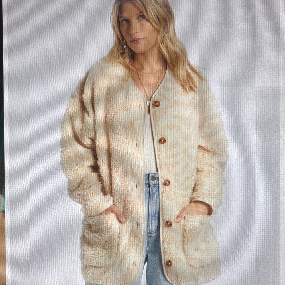 NWT Billabong Fireside Cozy Buttoned Fleece Jacket. Size Large